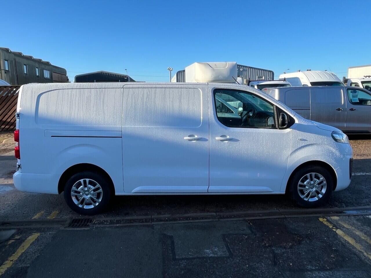 Used Vauxhall Vivaro 2022 for sale - 77565097: Photo 10