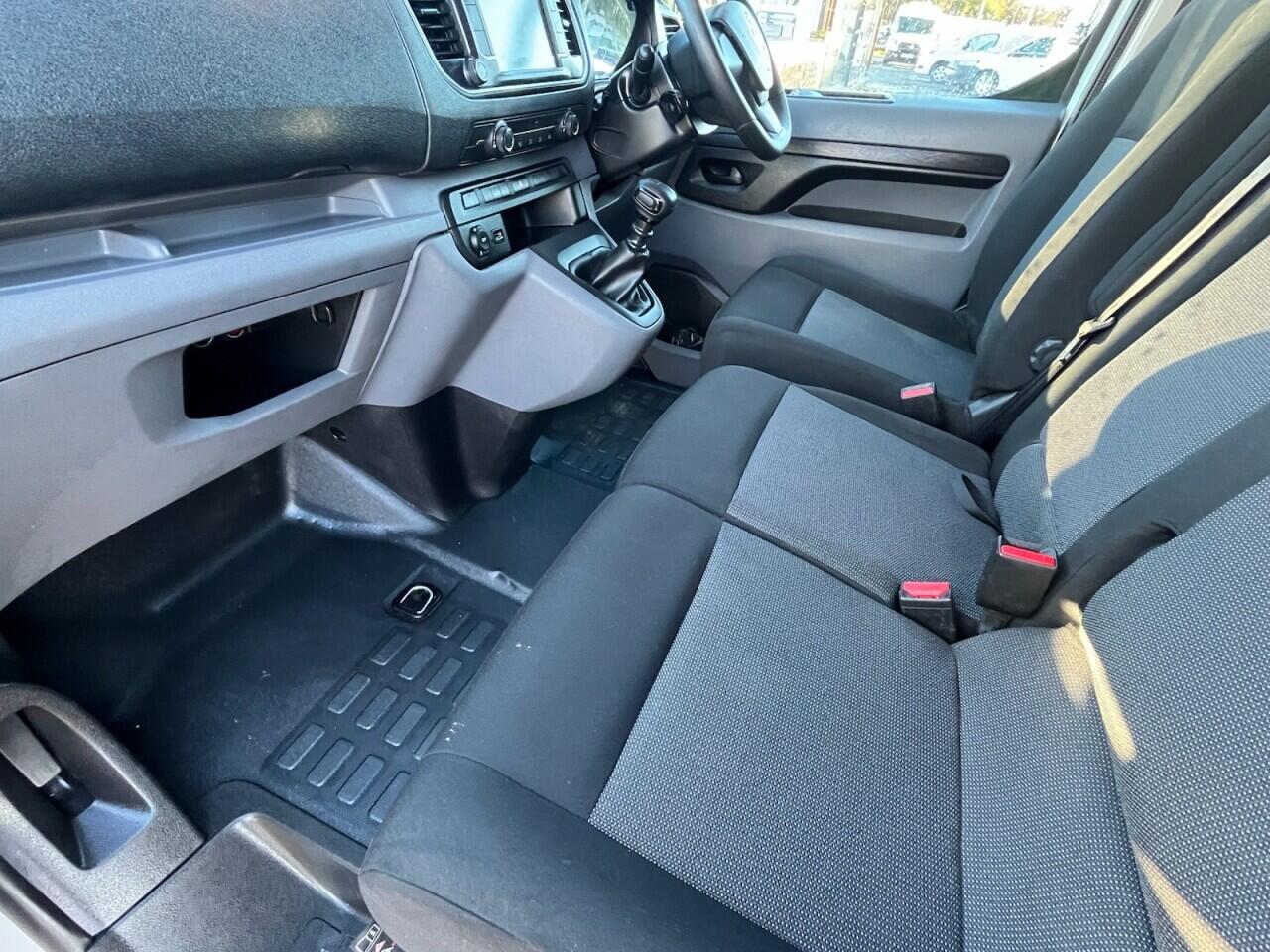 Used Vauxhall Vivaro 2022 for sale - 77565097: Photo 4