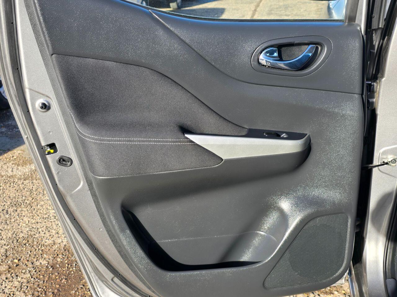 Used Nissan Navara 2021 for sale - 76700796: Photo 11