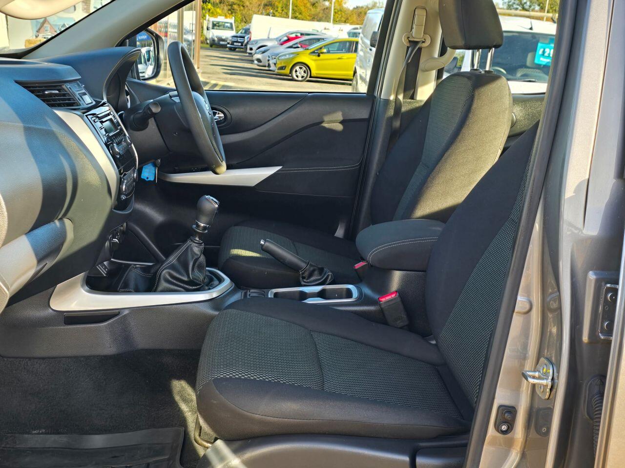 Used Nissan Navara 2021 for sale - 76700796: Photo 15