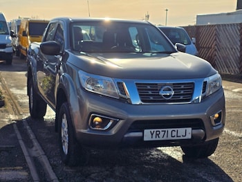 Used Nissan Navara 2021 for sale - 76700796: Photo