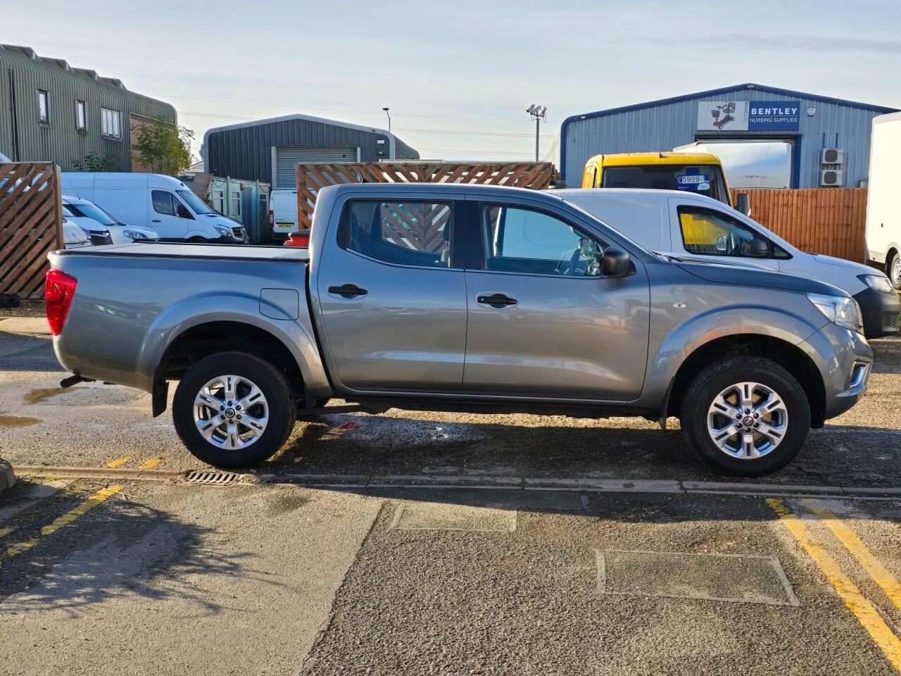 Used Nissan Navara 2021 for sale - 76700796: Photo 4