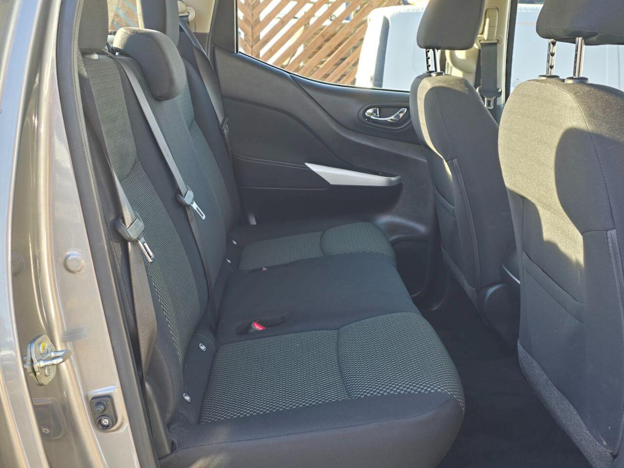 Used Nissan Navara 2021 for sale - 76700796: Photo 6