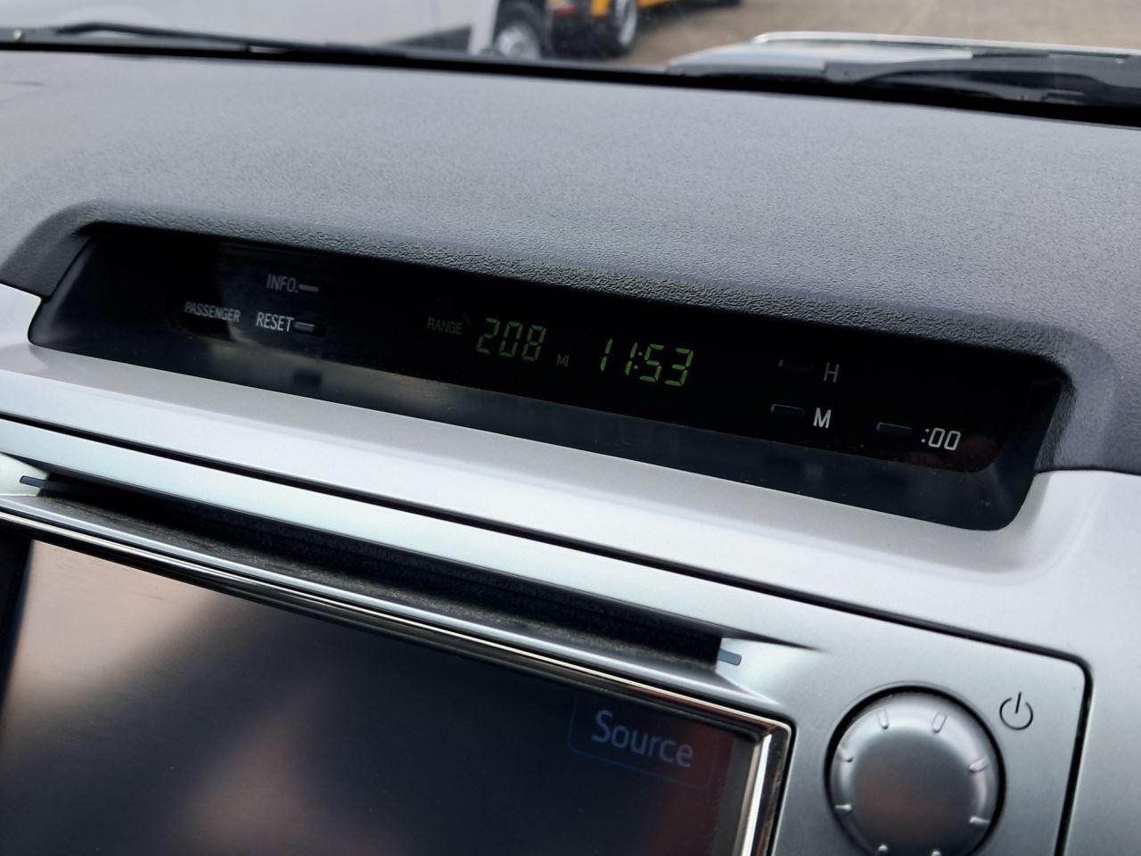 Used Toyota Hilux 2013 for sale - 77143642: Photo 27