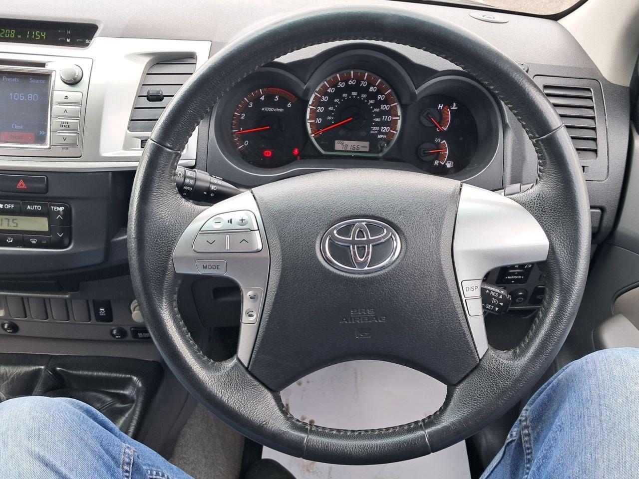 Used Toyota Hilux 2013 for sale - 77143642: Photo 31