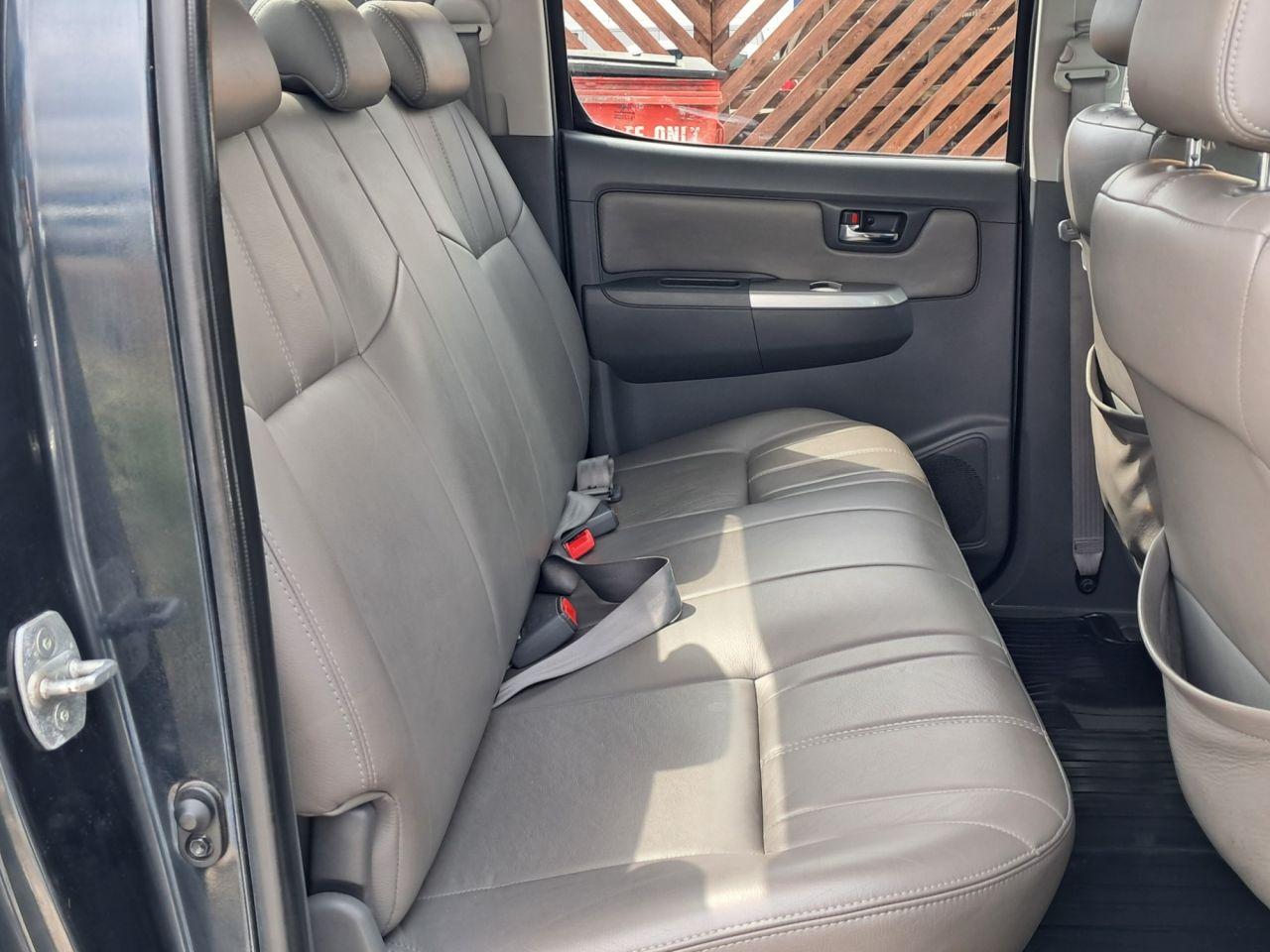 Used Toyota Hilux 2013 for sale - 77143642: Photo 9