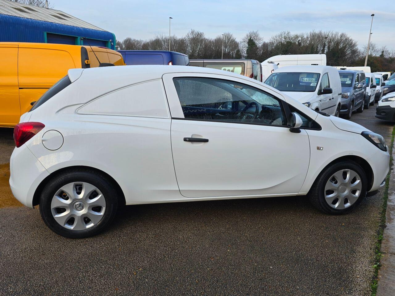 Used Vauxhall Corsa 2018 for sale - 77029710: Photo 4