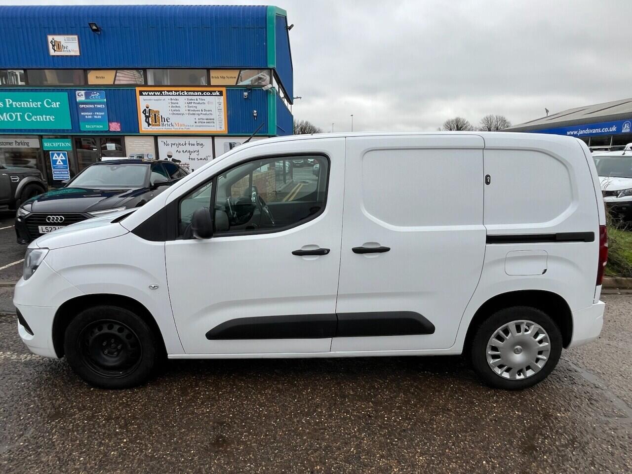 Used Vauxhall Combo 2020 for sale - 77386373: Photo 6