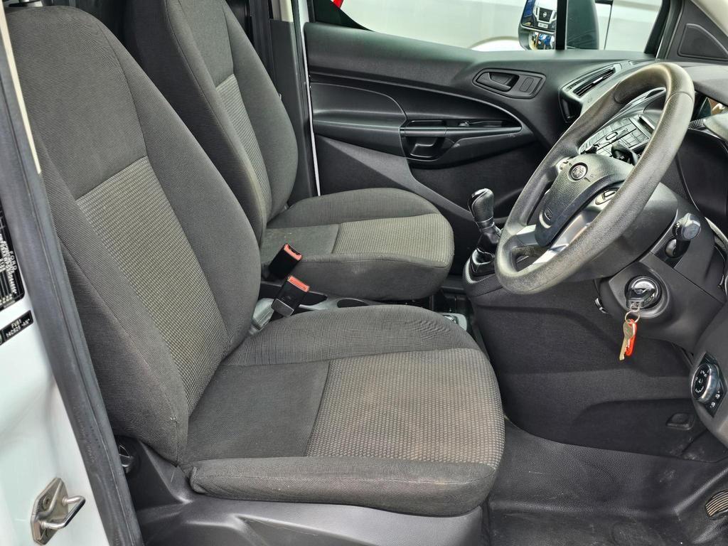 Used Ford Transit Connect 2017 for sale - 76702184: Photo 18