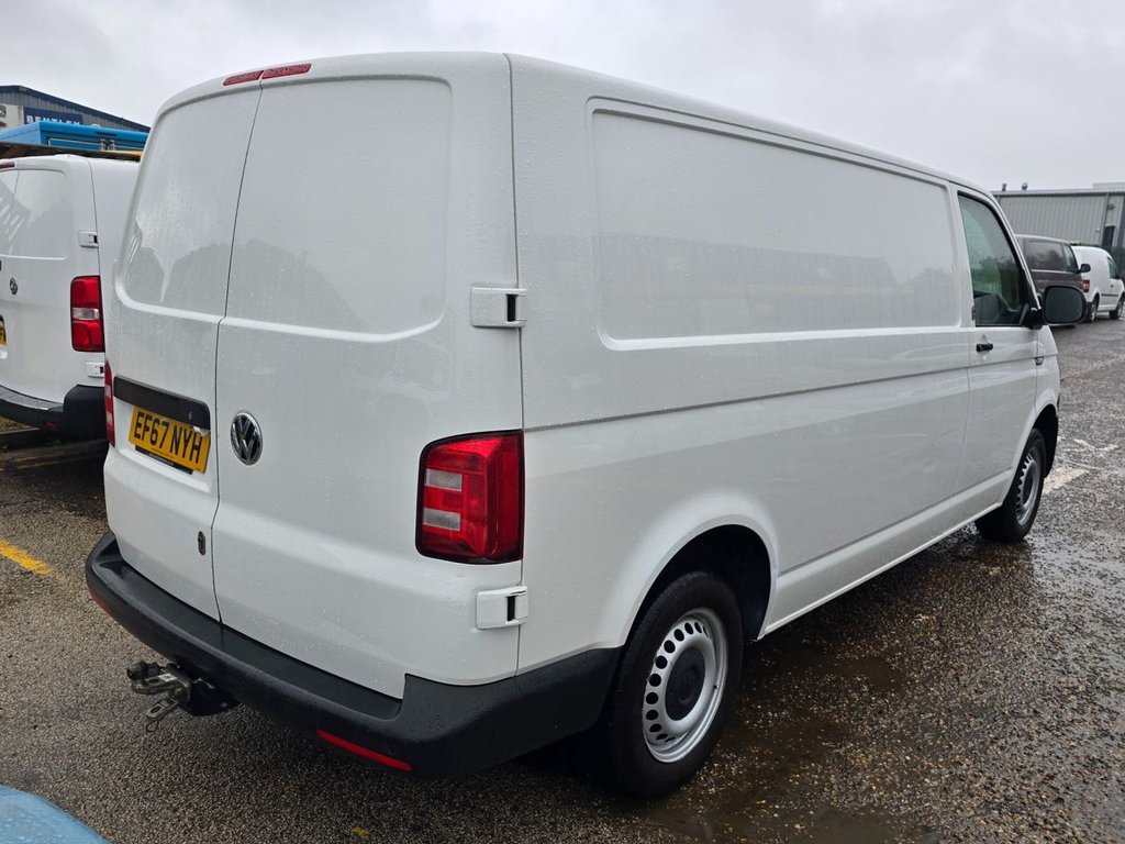 Used Volkswagen Transporter 2018 for sale - 76558727: Photo 5