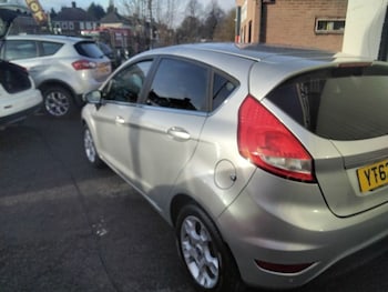 Used Ford Fiesta 2012 for sale - 76144360: Photo