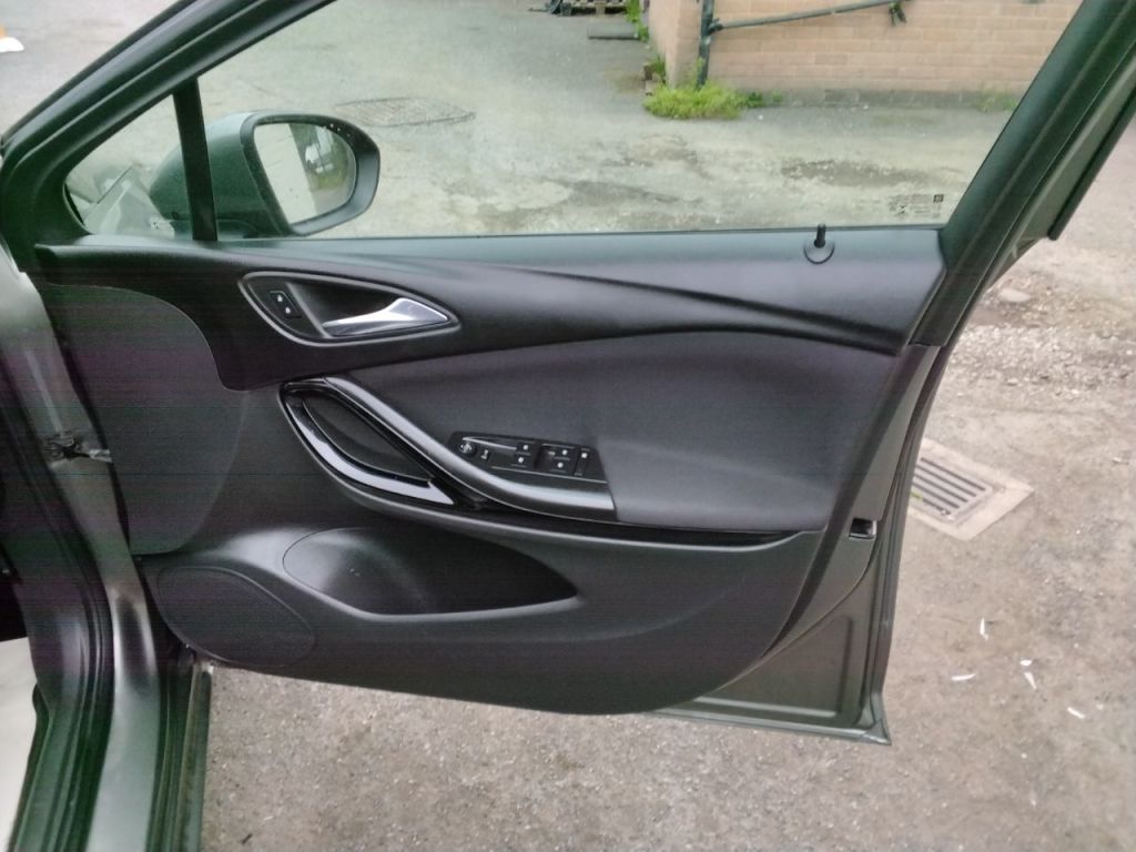 Used Vauxhall Astra 2018 for sale - 77579251: Photo 23
