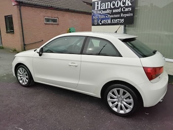 Used Audi A1 2011 for sale - 76105180: Photo