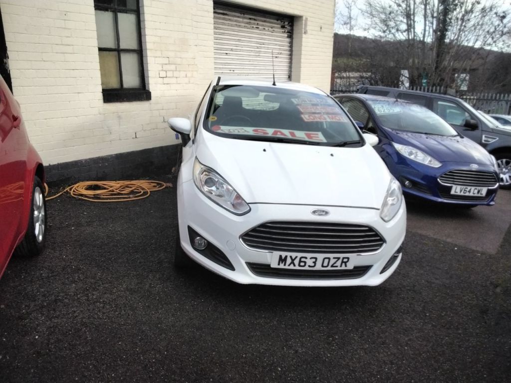 Used Ford Fiesta 2013 for sale - 76147270: Photo 2