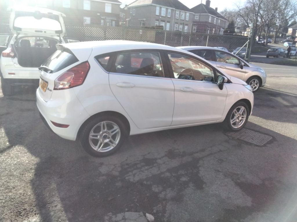 Used Ford Fiesta 2013 for sale - 76147270: Photo 9