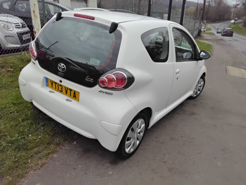 Used Toyota AYGO 2013 for sale - 77579250: Photo 8