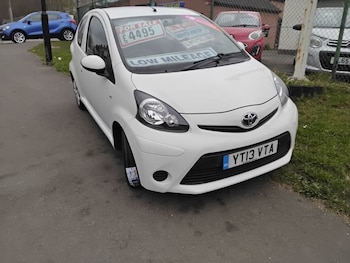 Used Toyota AYGO 2013 for sale - 76144350: Photo
