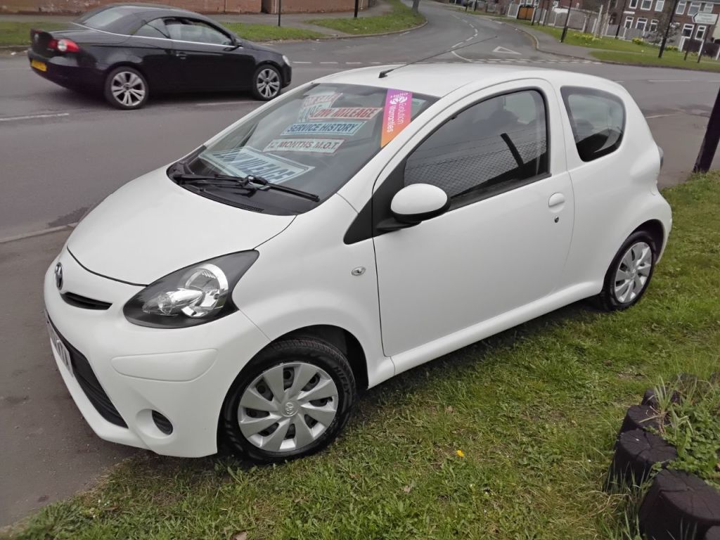 Used Toyota AYGO 2013 for sale - 76144350: Photo 6