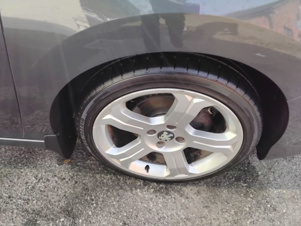 Used Peugeot 308 2013 for sale - 76243050: Photo 15