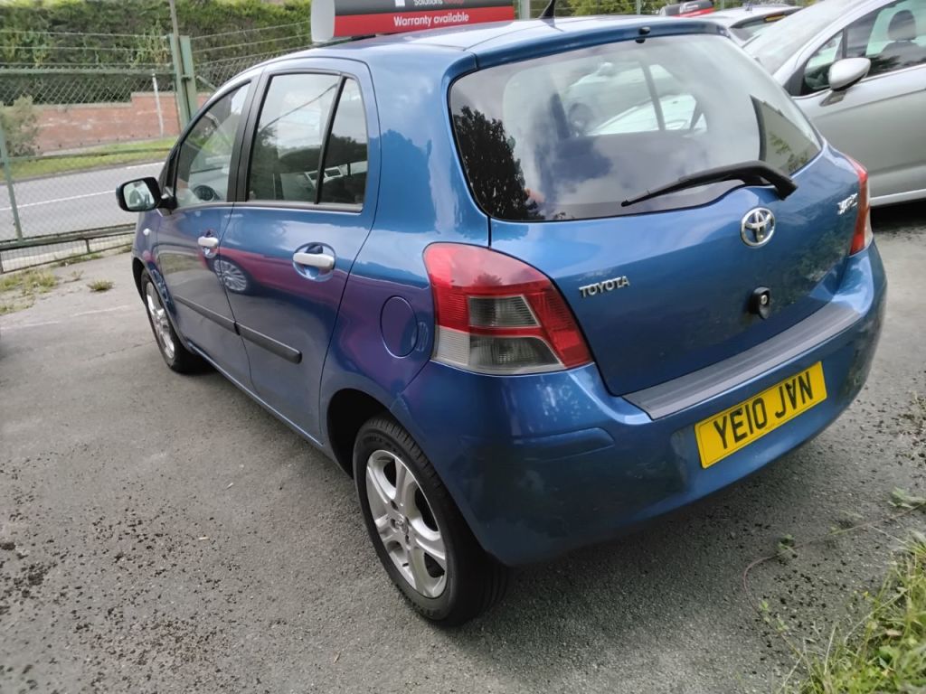 Used Toyota Yaris 2010 for sale - 76144361: Photo 10
