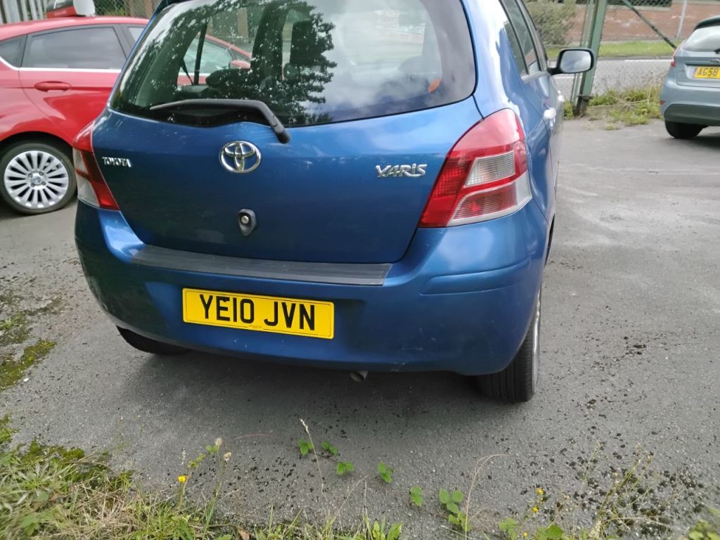 Used Toyota Yaris 2010 for sale - 76144361: Photo 14