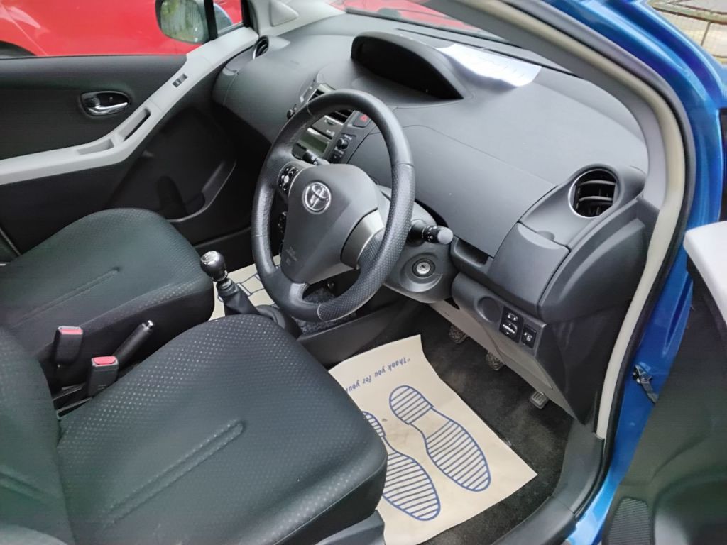 Used Toyota Yaris 2010 for sale - 76144361: Photo 20