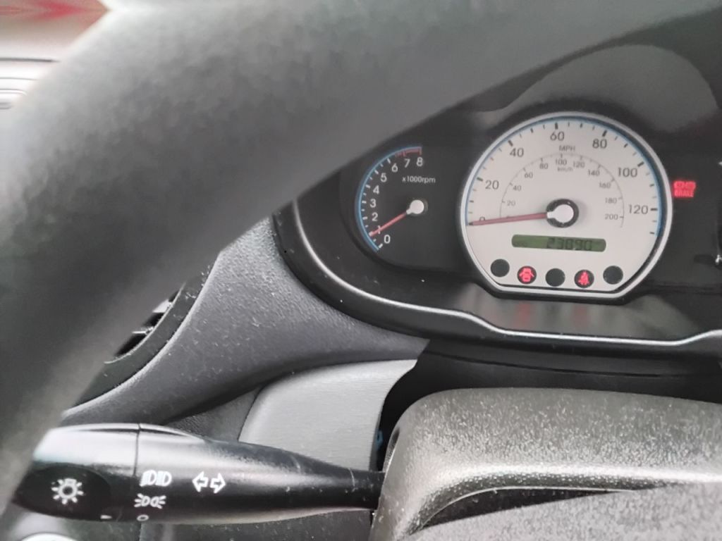 Used Hyundai i10 2009 for sale - 77791919: Photo 19