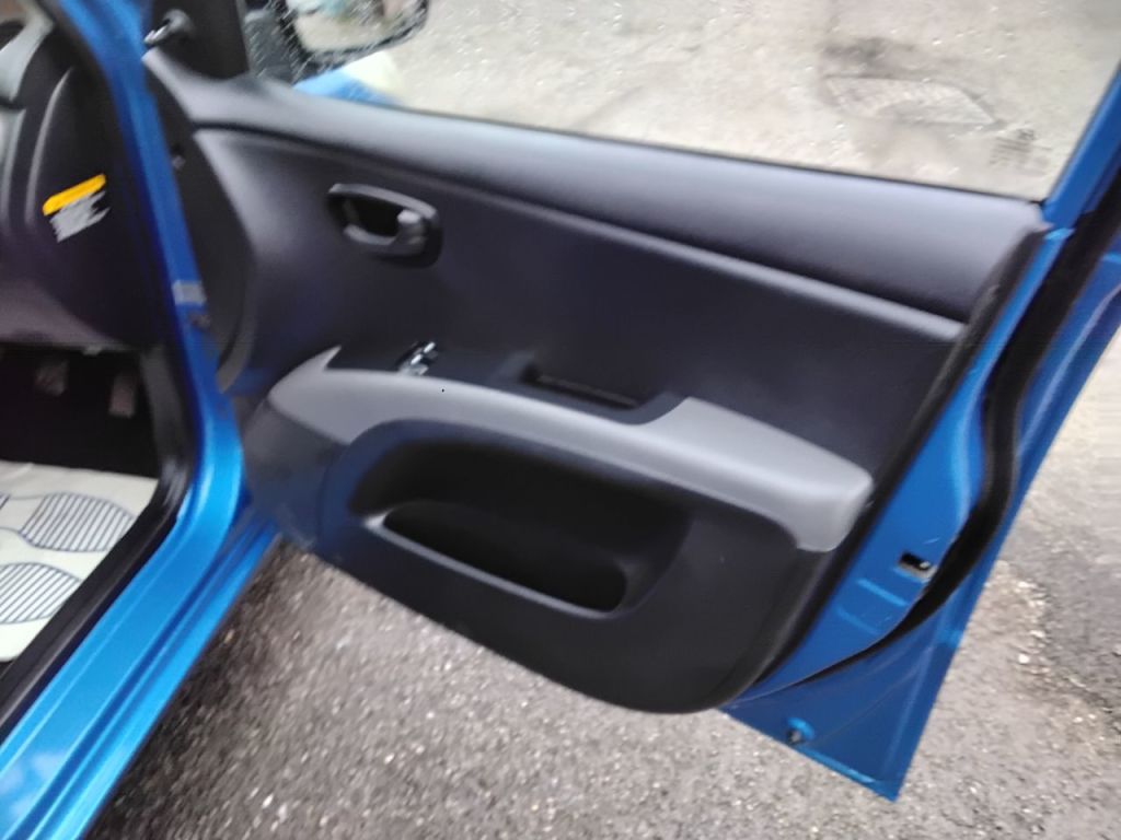 Used Hyundai i10 2009 for sale - 77791919: Photo 20