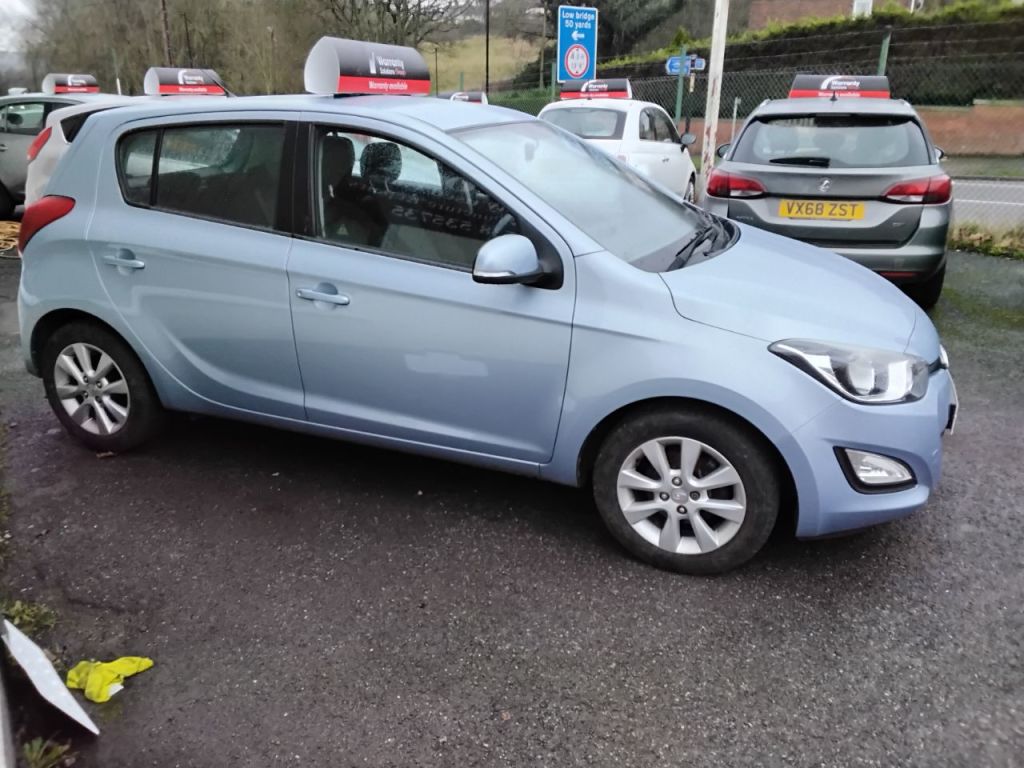 Used Hyundai i20 2013 for sale - 77301559: Photo 10