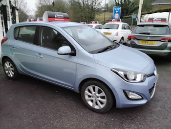 Used Hyundai i20 2013 for sale - 77301559: Photo