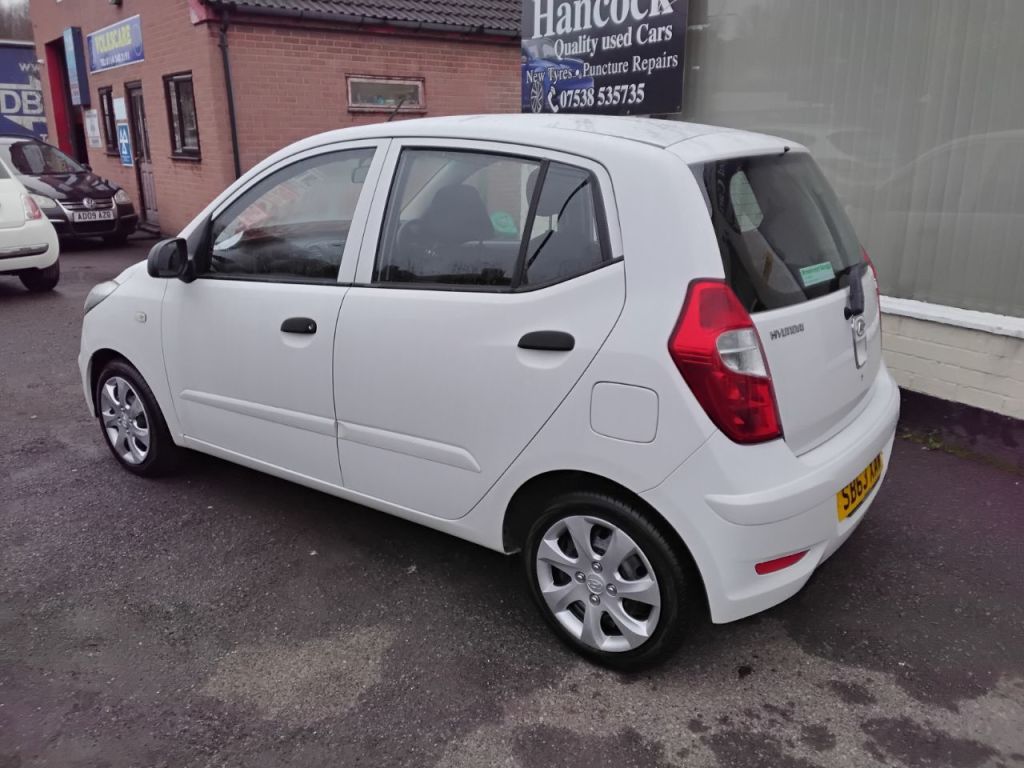 Used Hyundai i10 2013 for sale - 77211651: Photo 11