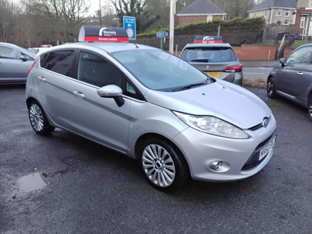 Used Ford Fiesta 2010 for sale - 77171466: Photo 2