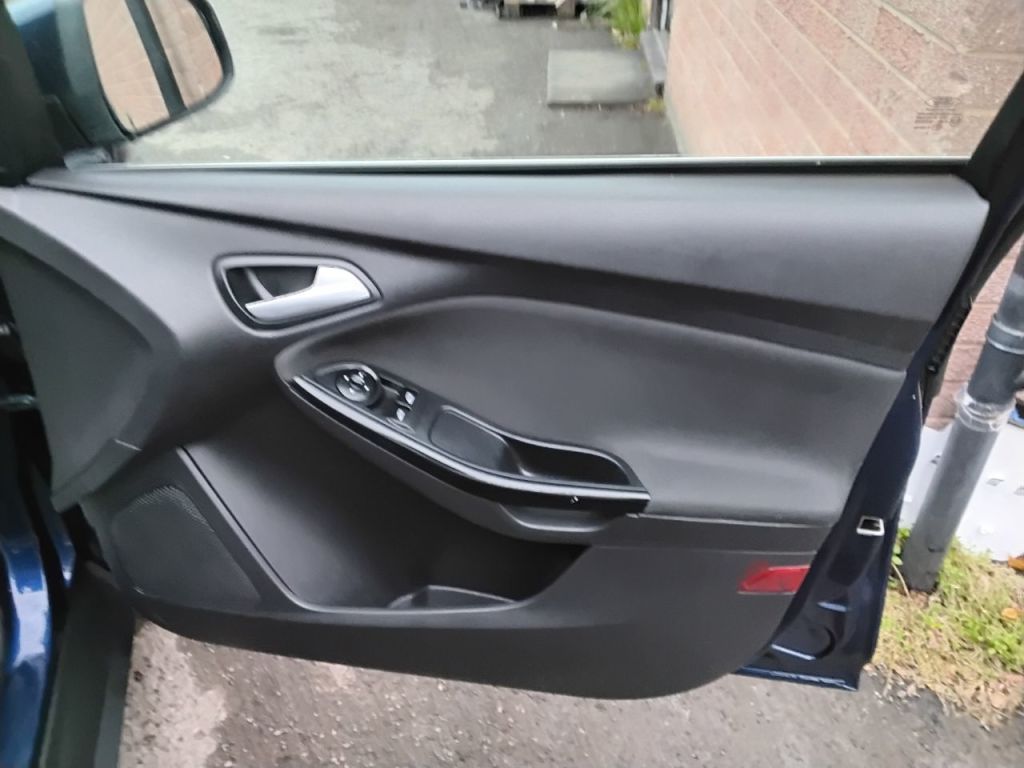 Used Ford Focus 2013 for sale - 76453738: Photo 22