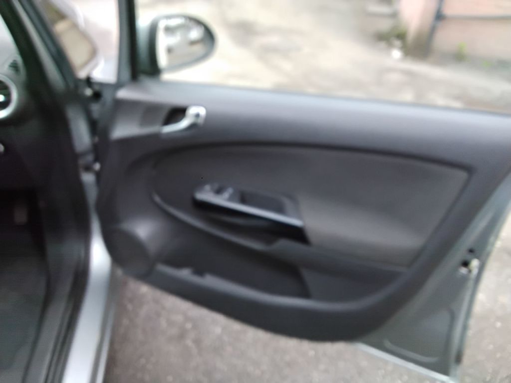 Used Vauxhall Corsa 2012 for sale - 77666116: Photo 25