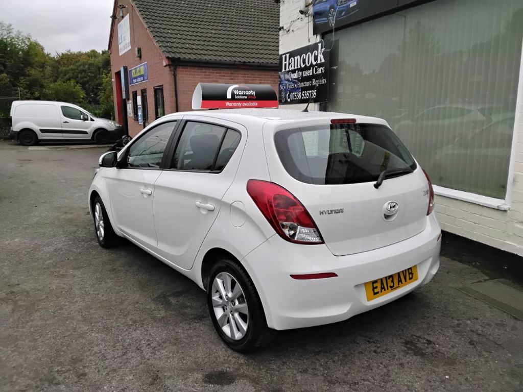 Used Hyundai i20 2013 for sale - 76144349: Photo 11