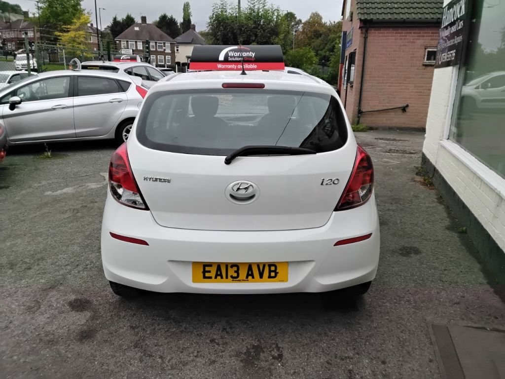 Used Hyundai i20 2013 for sale - 76144349: Photo 14