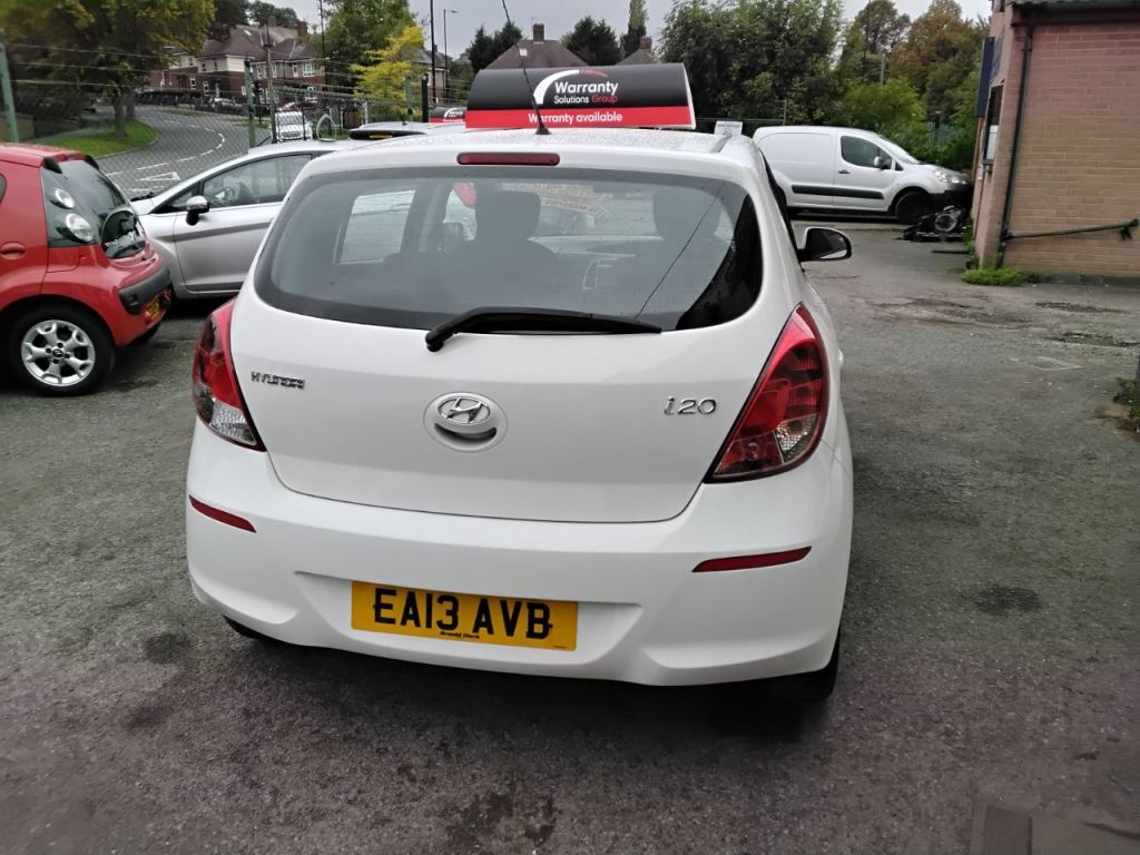 Used Hyundai i20 2013 for sale - 76144349: Photo 15