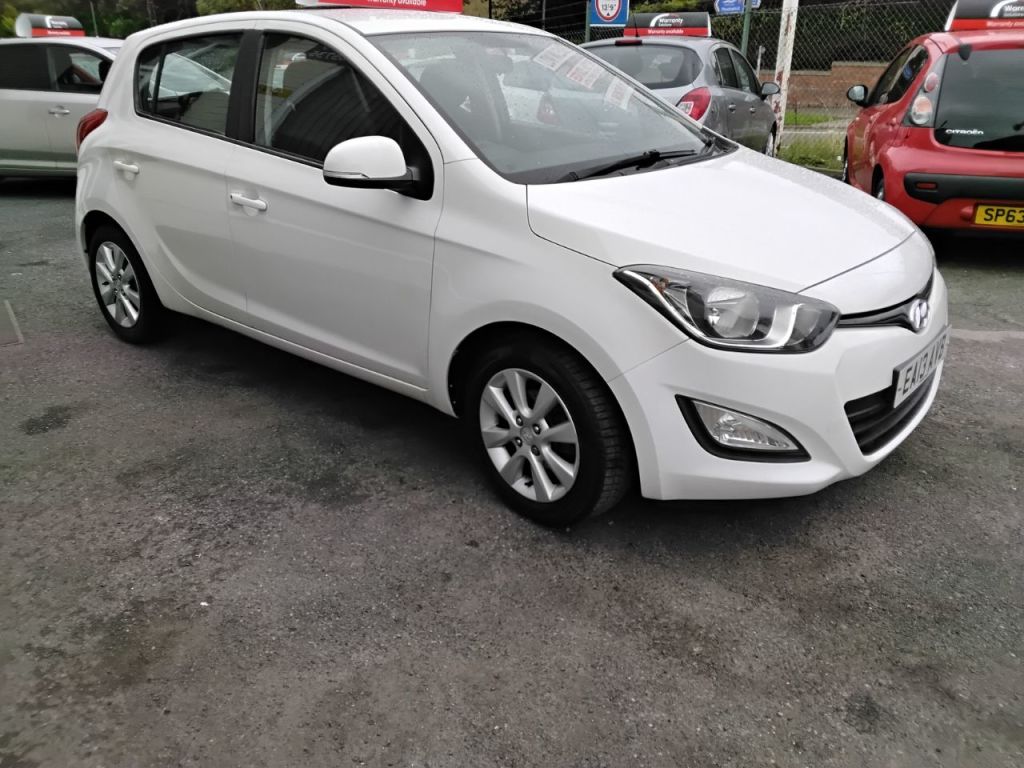 Used Hyundai i20 2013 for sale - 76144349: Photo 18
