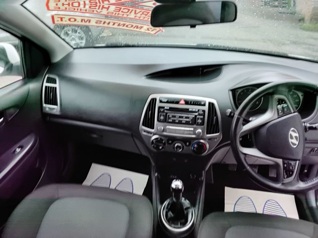 Used Hyundai i20 2013 for sale - 76144349: Photo 26