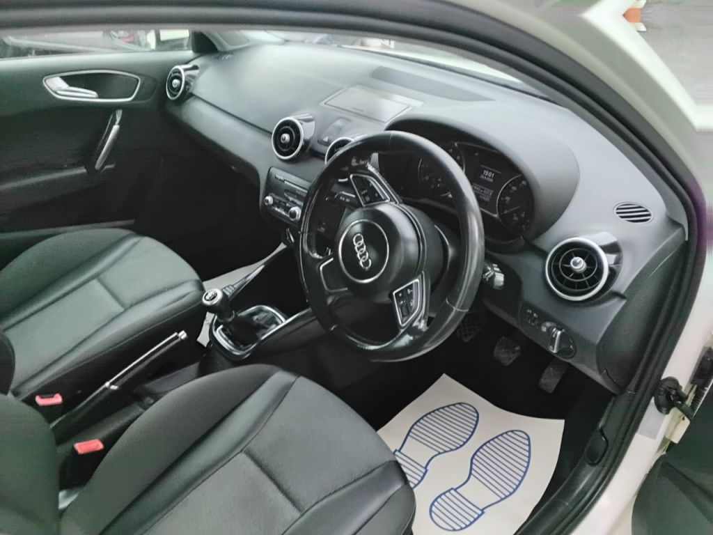 Used Audi A1 2011 for sale - 76144352: Photo 14