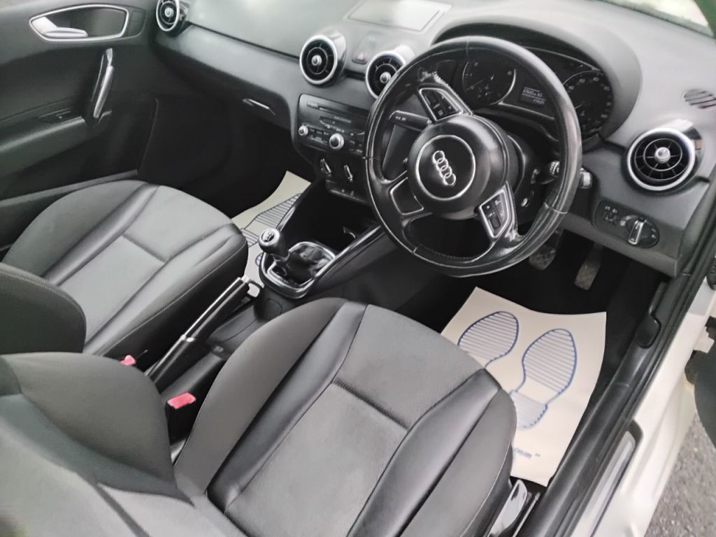 Used Audi A1 2011 for sale - 76144352: Photo 16