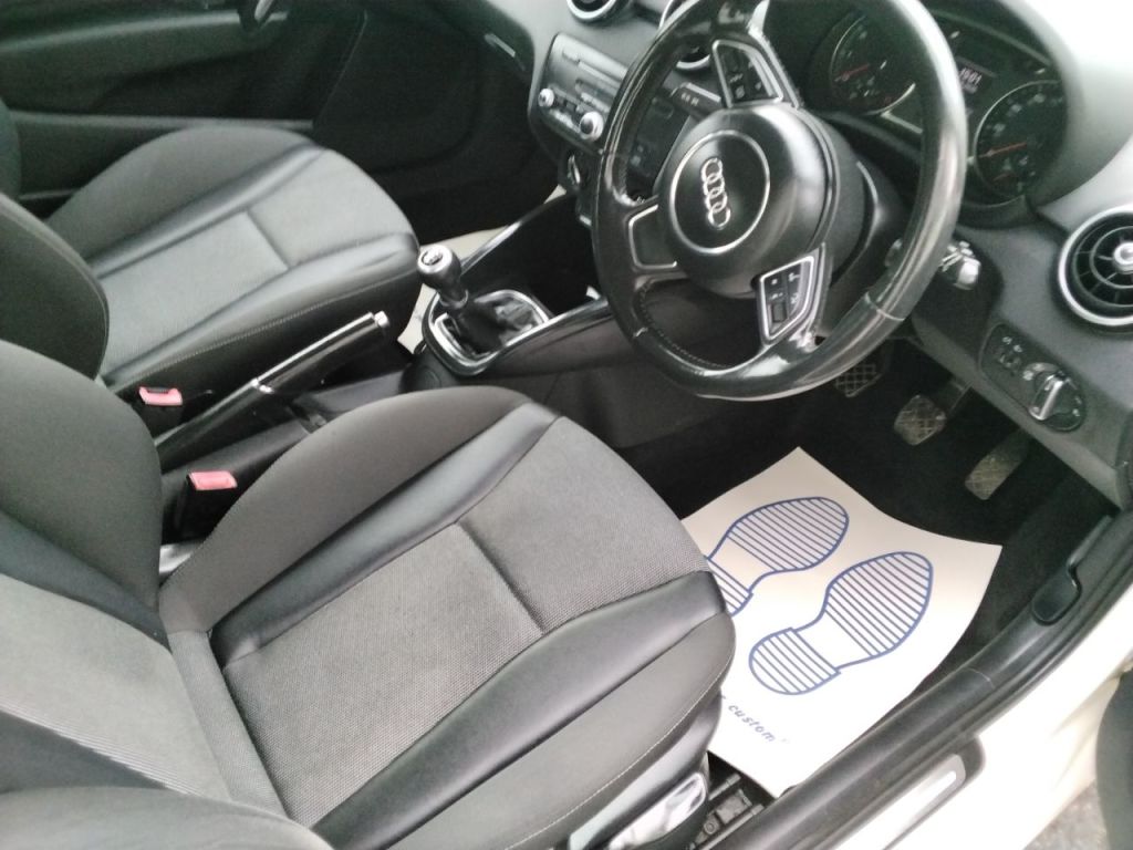 Used Audi A1 2011 for sale - 76144352: Photo 19