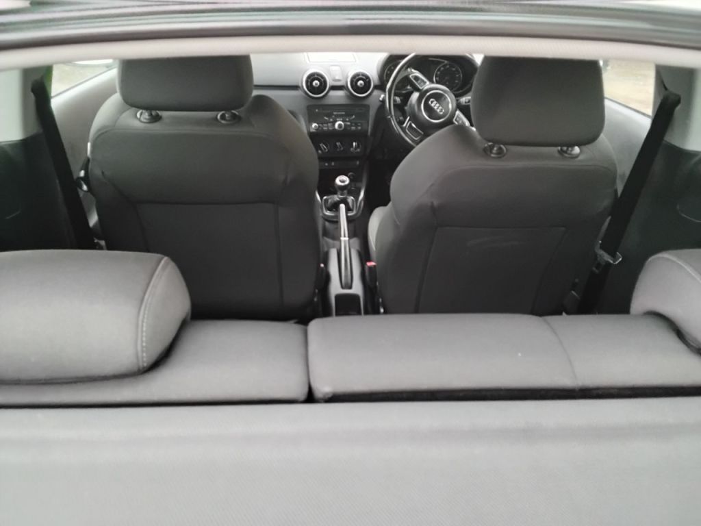 Used Audi A1 2011 for sale - 76144352: Photo 23