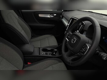 Used Volvo XC40 2025 for sale - 78456496: Photo