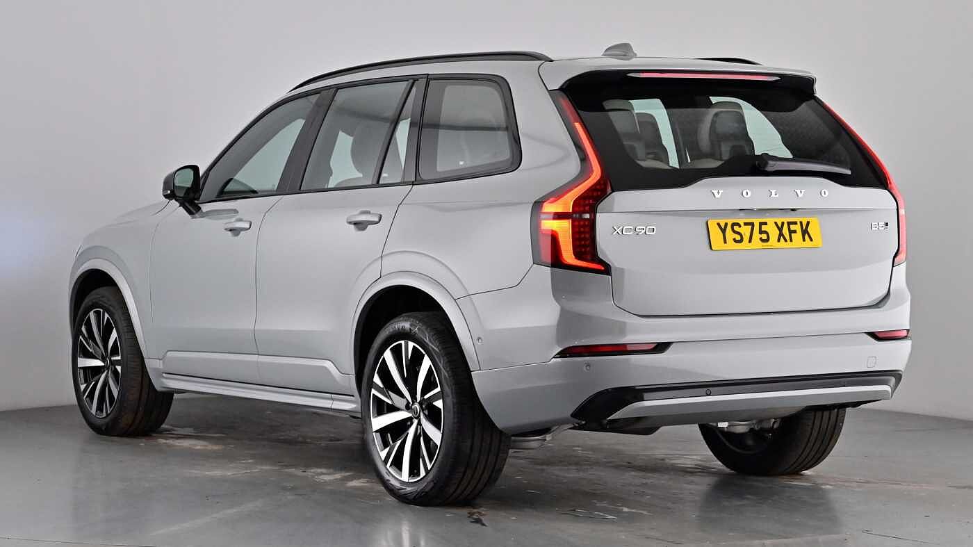 Used Volvo XC90 2025 for sale - 77653103: Photo 2
