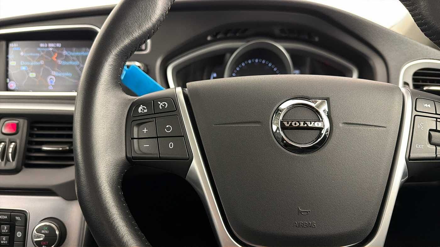 Used Volvo V40 2018 for sale - 77981161: Photo 19