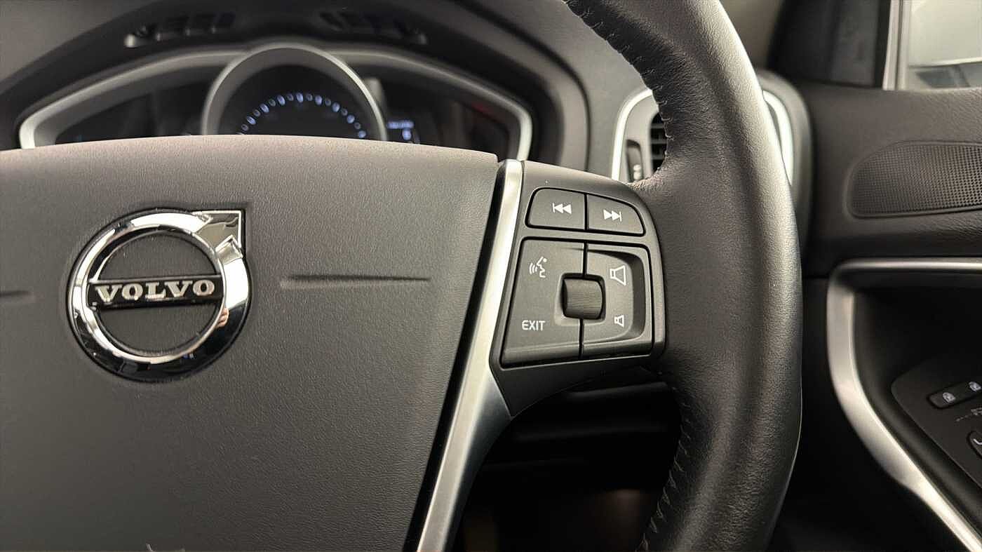 Used Volvo V40 2018 for sale - 77981161: Photo 20