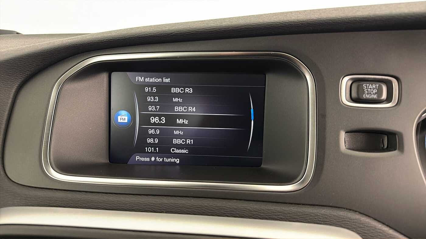 Used Volvo V40 2018 for sale - 77981161: Photo 37