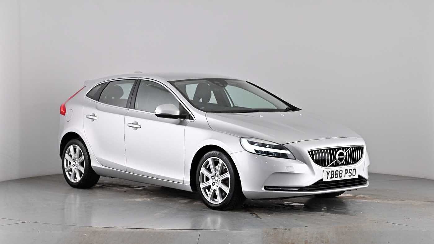 Used Volvo V40 2018 for sale - 77981161: Photo 41