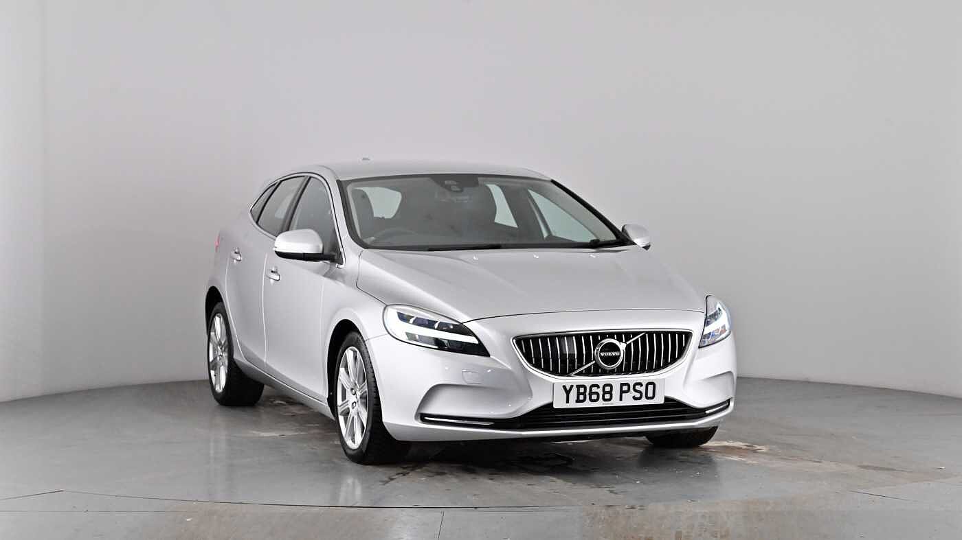 Used Volvo V40 2018 for sale - 77981161: Photo 43